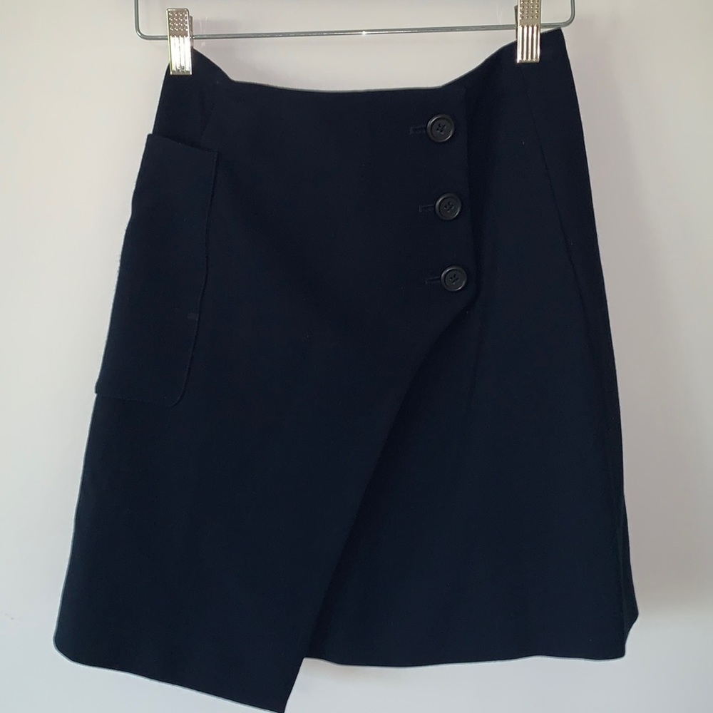 a loves a - Size 2 skirt - like new